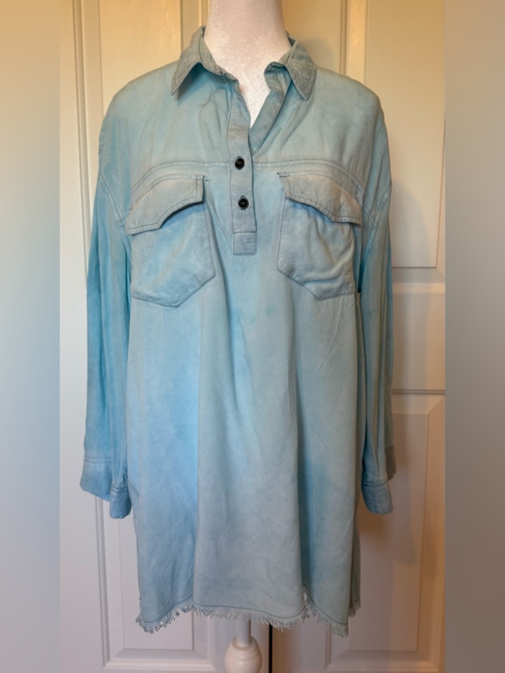 Umgee Light Blue Tunic with Chest Pockets